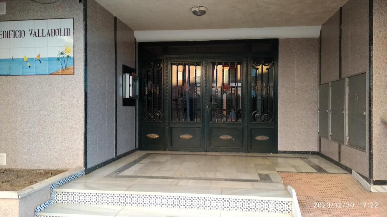 100 Mt Playa De Los Locos Torrevieja Luaran gambar